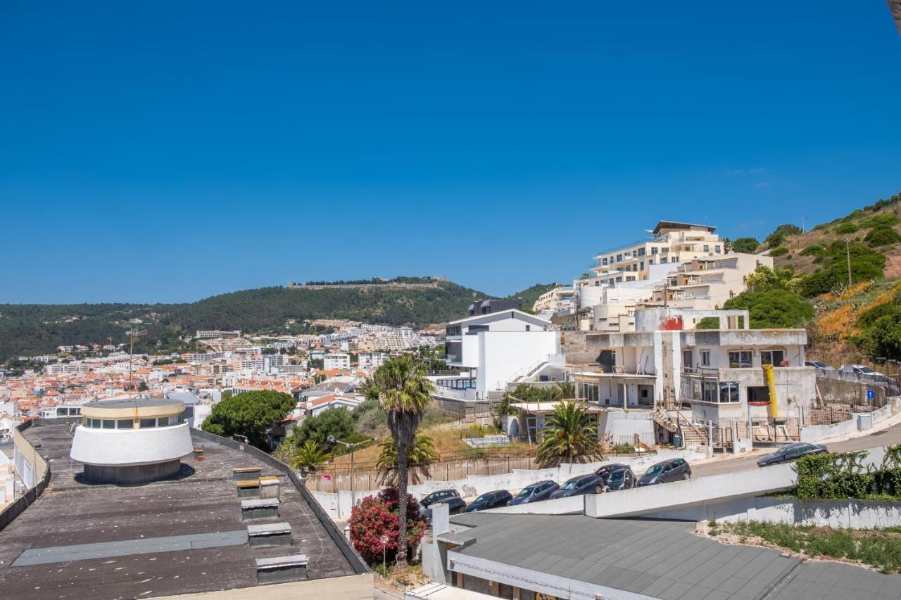 Rent4Rest - Sesimbra Ocean View Studio Bagian luar foto